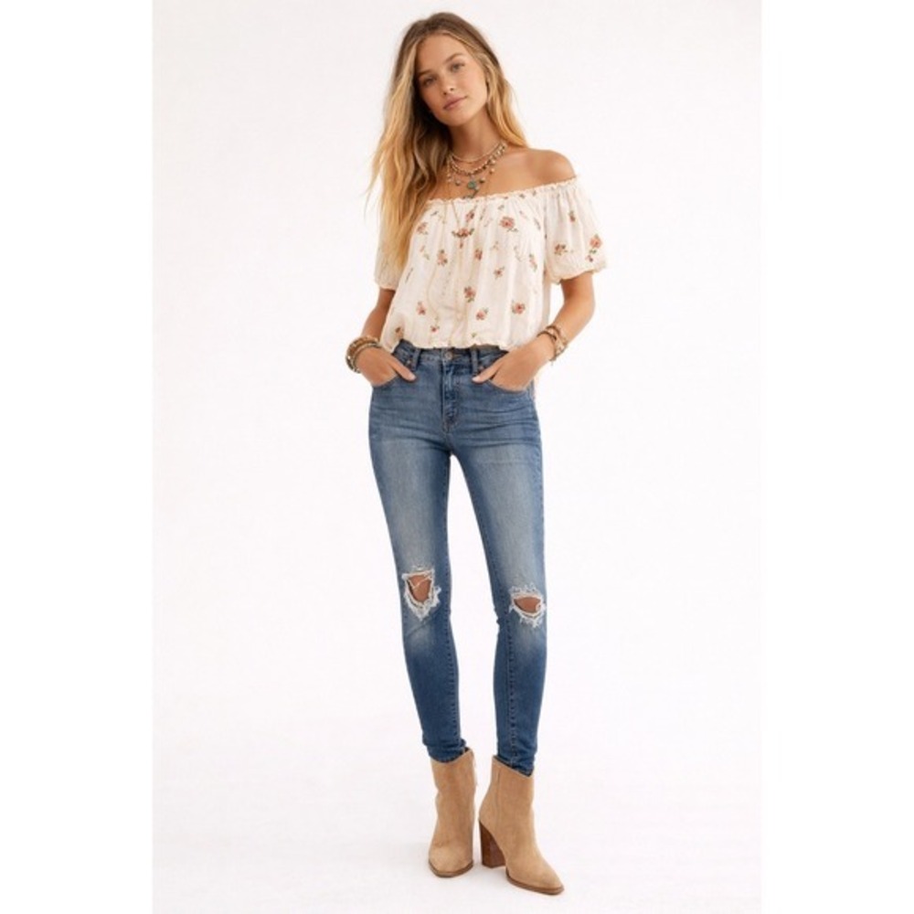 KanCan Cassandra KC8274M Mid Rise Distressed Super Skinny Jeans‎ 25